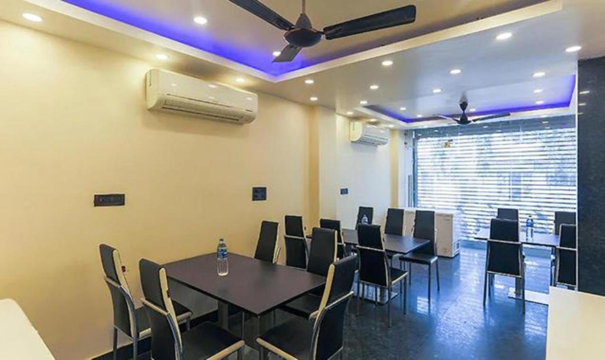 Fabhotel Aspiring Inn Jādabpur Buitenkant foto