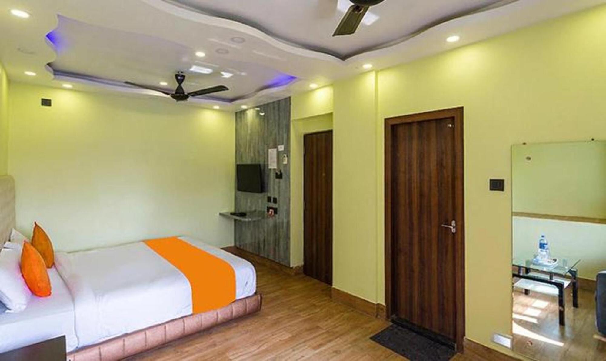 Fabhotel Aspiring Inn Jādabpur Buitenkant foto
